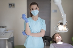 Dentist